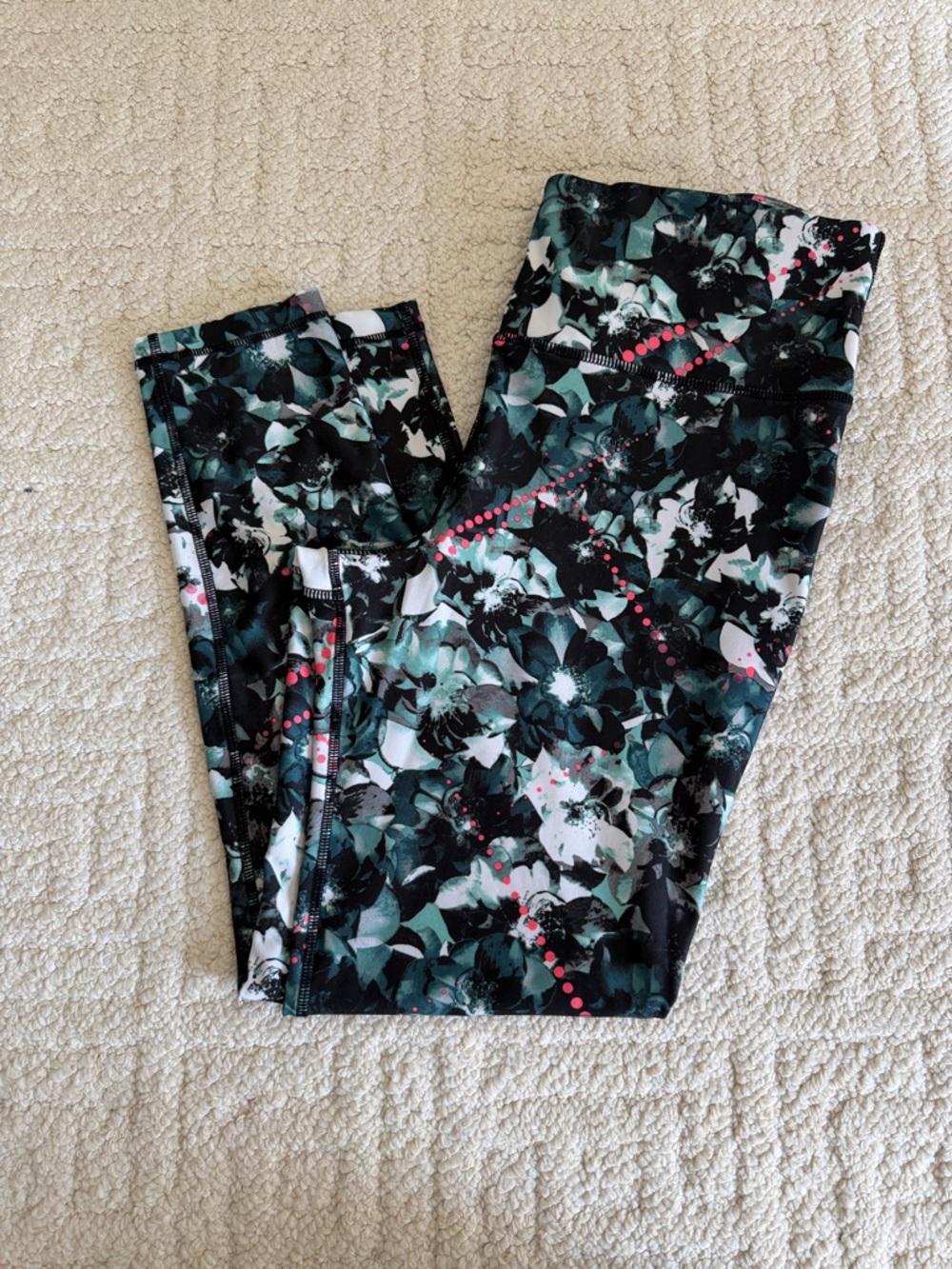Women’s Athletic Leggings